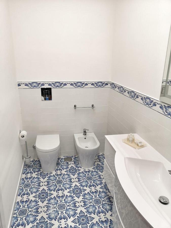 Calise Guest House B Senza Balcone Прочида Екстериор снимка
